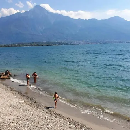 Casa Sonia - Modern With Pool On Gera Lario