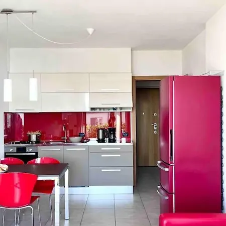 Apartment Casa Sonia - Modern With Pool On Gera Lario